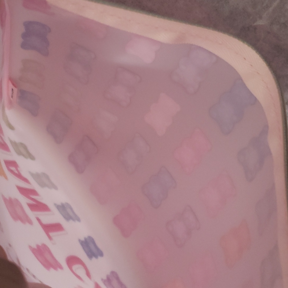 SALE! TOO FACED LIMITED EDITION GUMMY BEAR COSMETIC BAG. - Picture 6 of 8